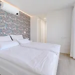 Luxus Don Carlos - Playa De Americas Villa