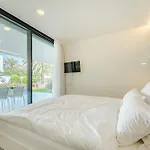 Luxus Don Carlos - Playa De Americas Villa *